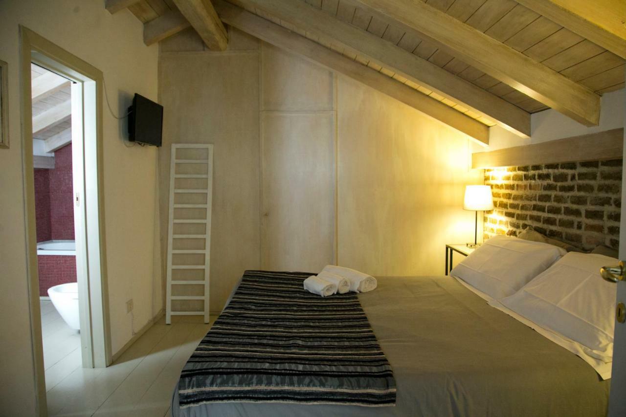 Suittom Apartment Катания Екстериор снимка